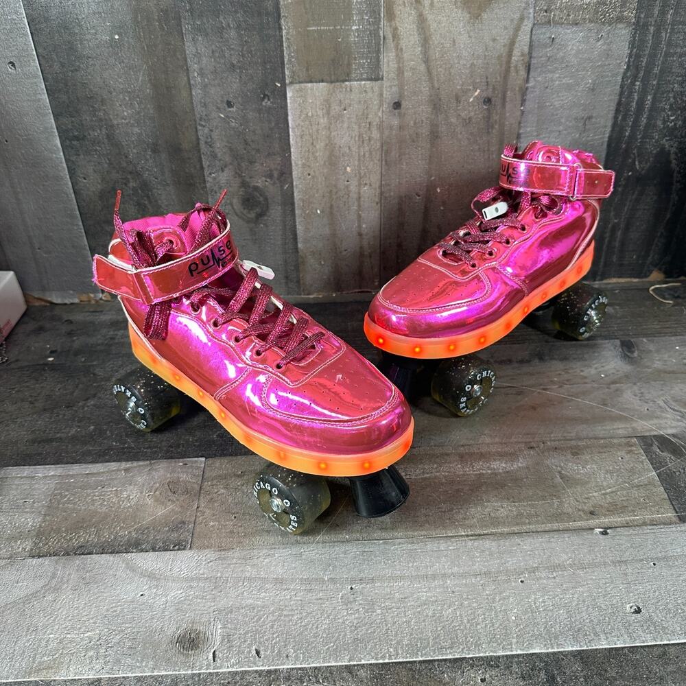 Chicago Skates Pulse Light Up‎ Quad Skates in pink, US 8/EUR 41